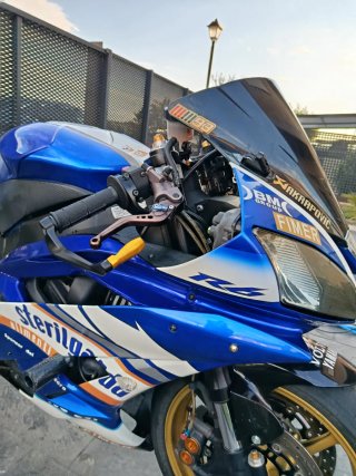 Yamaha R6R 2006 Azul/Blanco