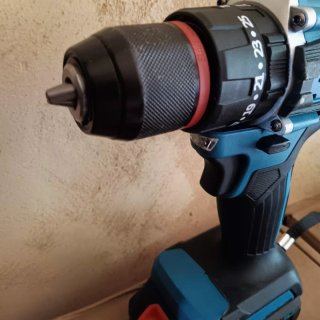 Taladro Percutor 2 Baterías 21V