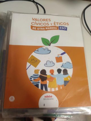 Libro texto 12'50 cada uno