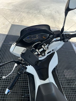 Honda PCX 125 Blanca