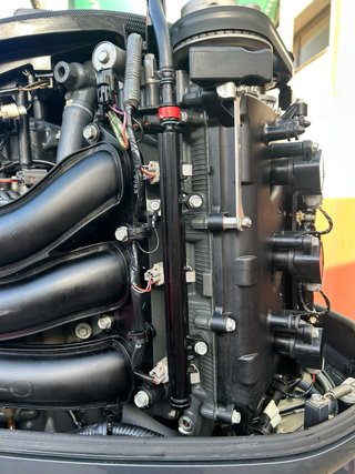 fueraborda Yamaha 300cv V6.