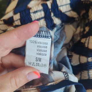 Pantalón fluido estampado talla S