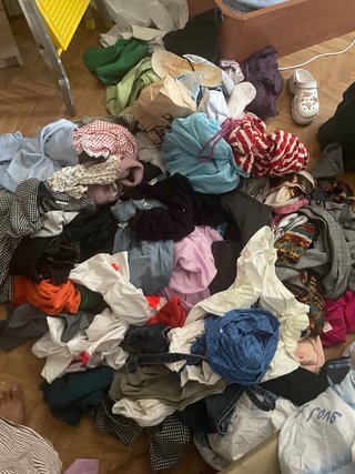 Lote Ropa Variada (mas de mujer) cada prenda a 2€!