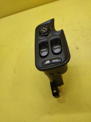 BOTONERA ELEVALUNAS ELECTRICOS ALFA 147