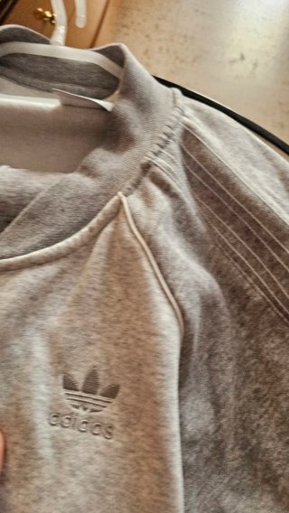 Conjunto chándal Adidas gris