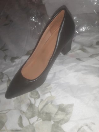 Zapatos de tacón negros NUEVOS
