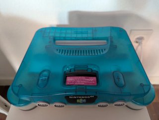 Nintendo 64 Ice blue