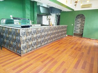 Local comercial en alquiler en Massamagrell