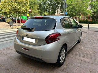 Peugeot 208 "MUY BIEN CUIDADO, POCOS KMS"