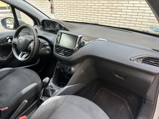 Peugeot 208 "MUY BIEN CUIDADO, POCOS KMS"