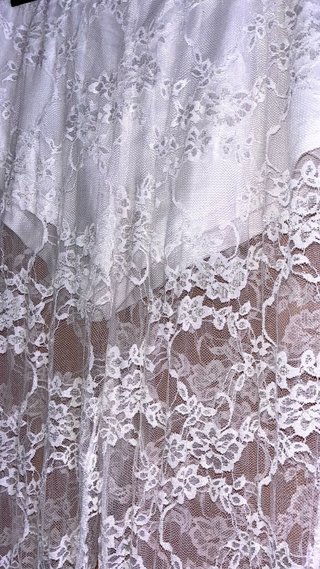 Pantalón encaje blanco con culotte