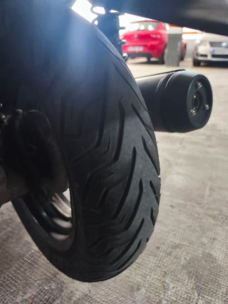 Yamaha XMAX 250 Iron Max Negra