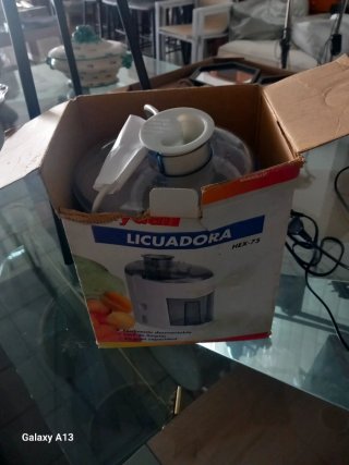 Licuadora HEX-75