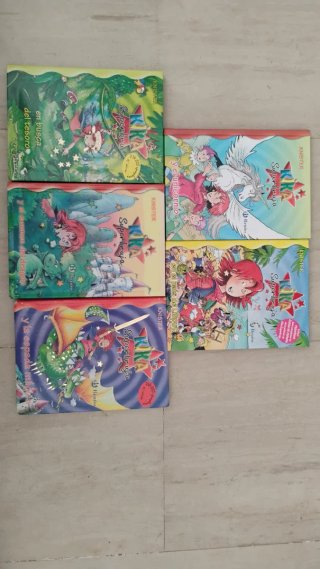 Pack de 2 libros de Kika Superbruja