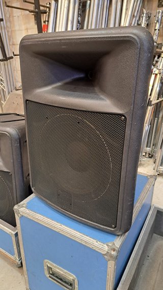 Equipo Peavey + Flight Cases
