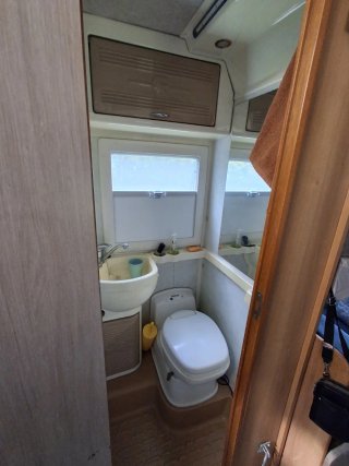 Ford E-Transit 2001