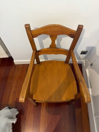 Silla de madera maciza de Pedraza