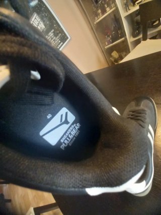 Zapatillas Pull & Bear Negras y Blancas