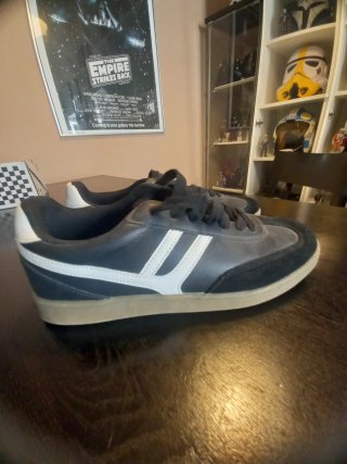 Zapatillas Pull & Bear Negras y Blancas