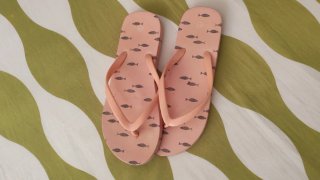 Chanclas Women'secret rosas con peces