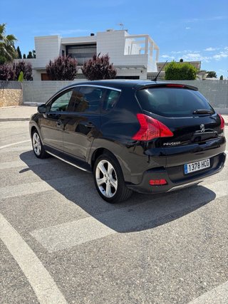 Peugeot 3008 2011
