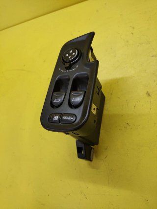 BOTONERA ELEVALUNAS ELECTRICOS ALFA 147
