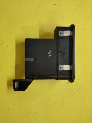 BOTONERA ELEVALUNAS ELECTRICOS ALFA 147