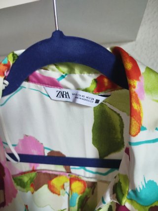 Camisa Zara flores multicolor