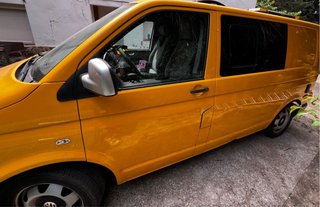 Volkswagen Transporter T5 CAMPERIZADA y homologada