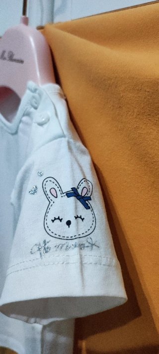 Lotto 4 T-shirt neonata 12 mesi