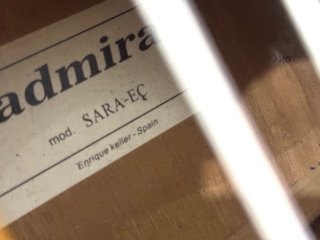 Guitarra Admira Sara EC con Funda