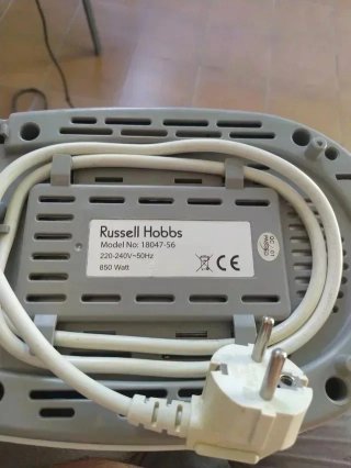 Tostadora Russell Hobbs Blanca