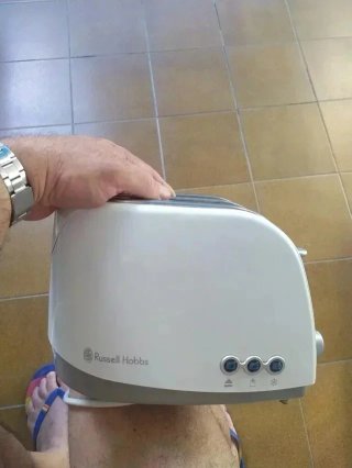 Tostadora Russell Hobbs Blanca