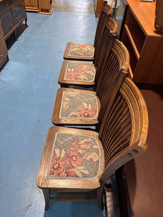 4 SILLAS DE COMEDOR VINTAGE