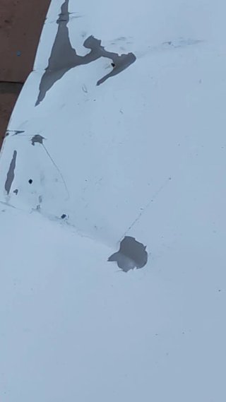 Capó Toyota Corolla Blanco con golpe  (2018+)