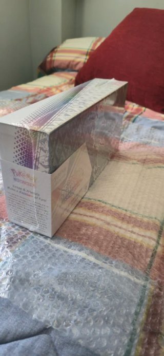 Pokemon Prismatic Super Premium Collection Ingles