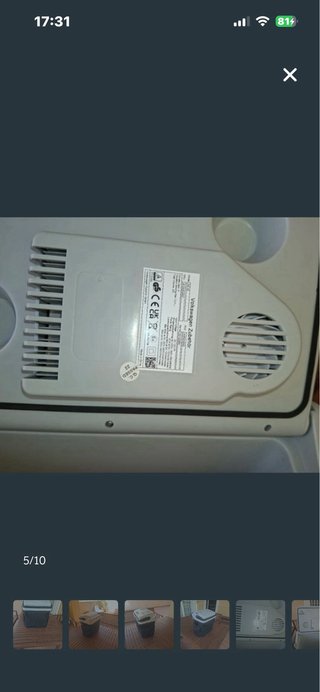 Nevera Portátil VW 12V/220V 20L