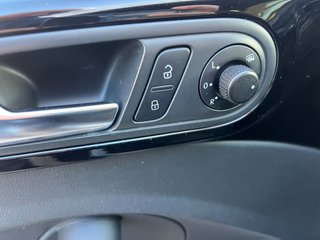 VOLKSWAGEN Beetle 1.4 TSI 160cv Fender Edition