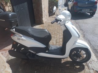 Yamaha Delight 125 Scooter Blanca