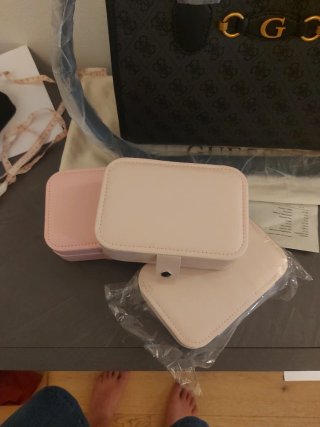 Portagioie da viaggio Guess rosa e beige