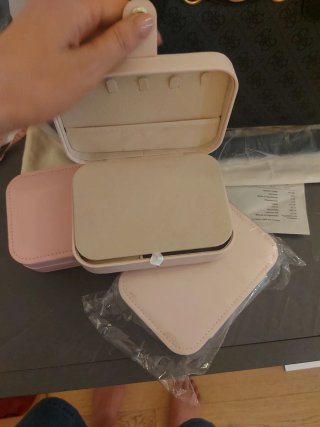 Portagioie da viaggio Guess rosa e beige