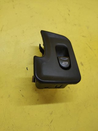 BOTONERA ELEVALUNAS DERECHA ALFA GT
