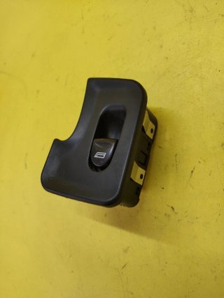 BOTONERA ELEVALUNAS DERECHA ALFA GT