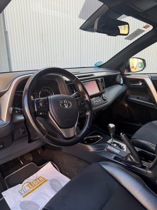 Toyota RAV4 2016
