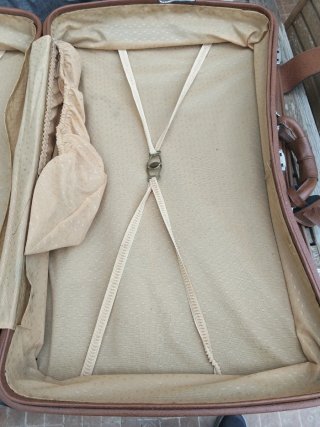 Maleta cuero vintage coleccionista