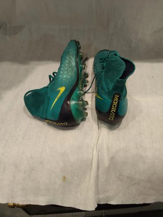 Lote Botas Fútbol Nike Magista + Adidas Predator