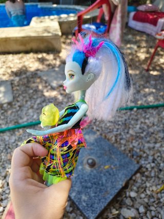 Muñeca Monster High Electrified Frankie Stein