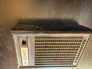 Radio transistor vintage Hi Sonic 6 para reparar