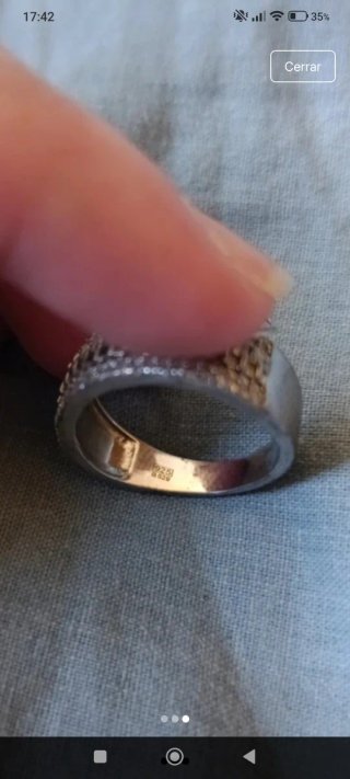 Anillo de plata con diseño de cremallera