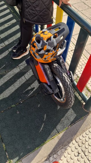 Monociclo Eléctrico Kingsong S19